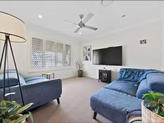 Cozy 7 Carrawinya Street, Waterford, QLD 4133