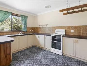 New 7 Harding Ave, Lake Munmorah House for rent Listed by Her.