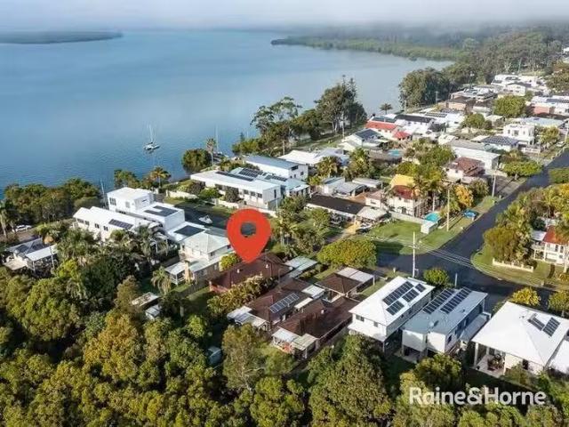 For Rent! 7 Junee Street, Redland Bay, QLD 4165
