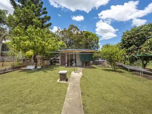 Cheap 7 Moore Street, Logan Central, QLD 4114