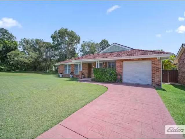 Charming 7 Ochiltree Place, Taree House for rent Listed by Ca.
