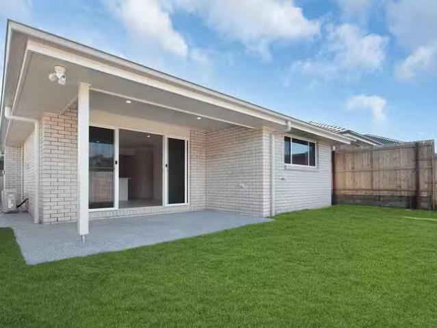 For Rent! 7 Raven Court, Park Ridge, QLD 4125