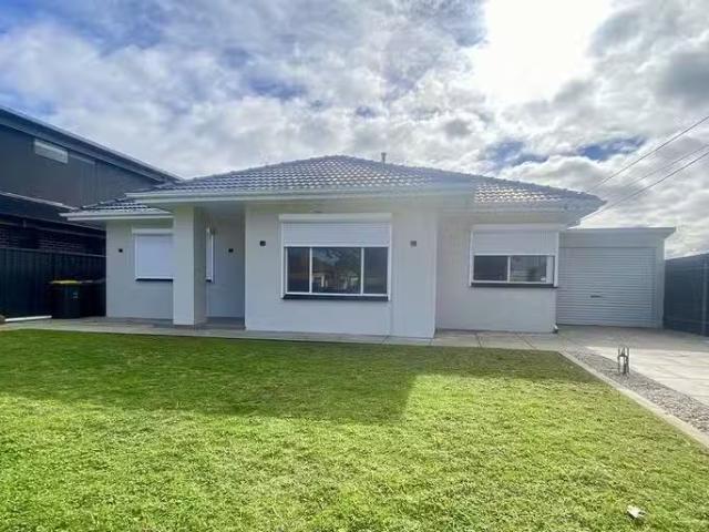 Unique 7 Singleton Avenue, Seaton, SA 5023