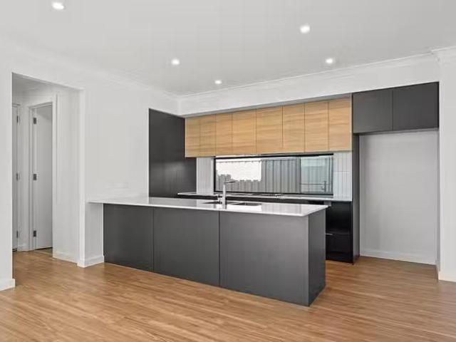Charming 7B Dover Terrace, Largs North, SA 5016