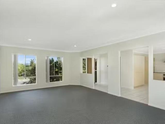 New 403 Ashmore Road, ASHMORE, QLD 4214 House for Rent