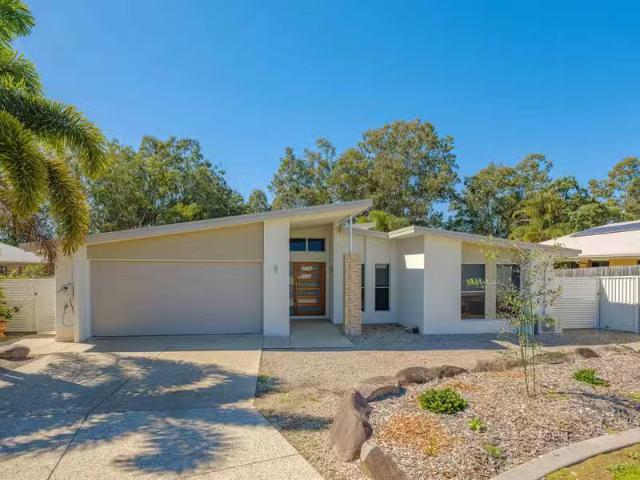 For Rent! 40 Bushland Drive, SOUTHSIDE, QLD 4570 House for R.