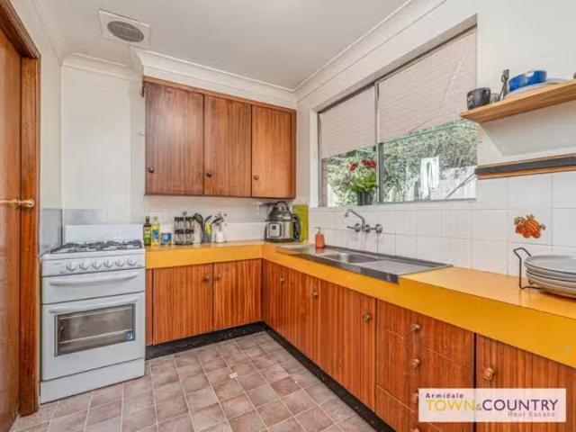 New 4/10 Dawson Avenue, ARMIDALE Apartment for rent Listed by.
