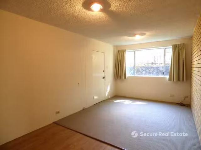 Deal! 4/11 Mcilwraith Street, Auchenflower QLD 4066