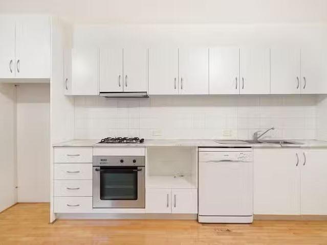 Cheap 41/20 Fitzgerald Street, Newtown, NSW 2042