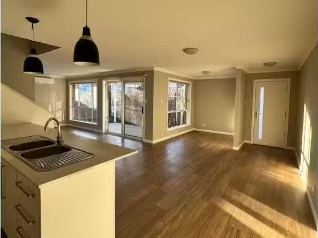 Unique 4/13A Court Street, Mudgee Apartment for rent Listed b.