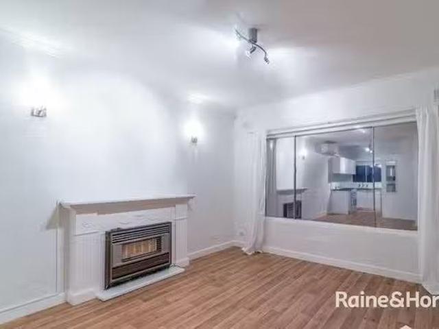 Just in! 4/1 Daisy Avenue, Mitchell Park, SA 5043