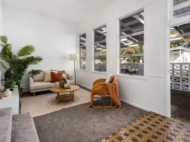Rental! 41 Railway Street, Booval, QLD 4304