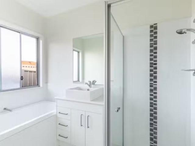 Just in! 41 Tramway Drive, WEST WALLSEND House for rent Liste.