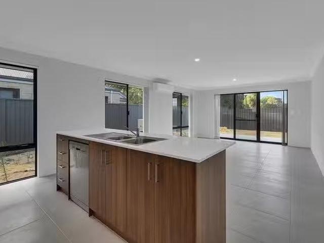 Cheap 41A Logue Street, Waroona, WA 6215