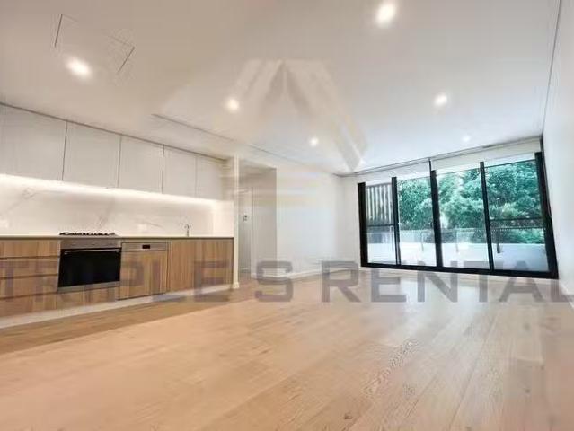 Deal! 425/149 Mitchell Road, Erskineville, NSW 2043