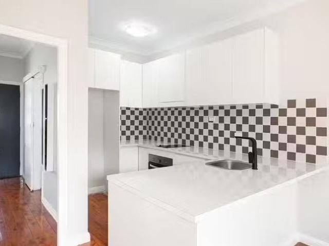 For Rent! 4/29 Kurrajong Street, Windang, NSW 2528