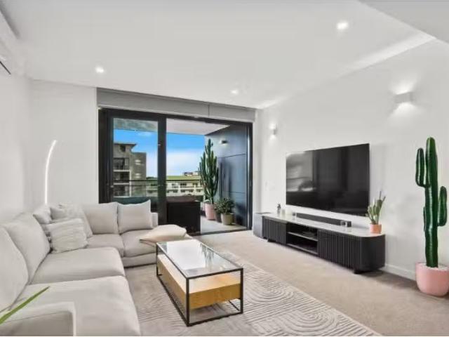 Unique 420/83 Campbell St, Wollongong Apartment for rent List.