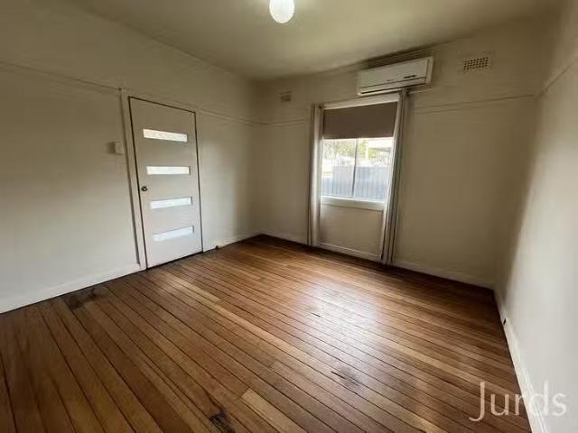 Unique 42 Catherine Street, Cessnock, NSW 2325