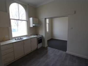 Rental! 4/2 Keppel St, BATHURST Apartment for rent Listed by.