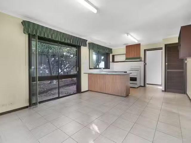 Charming 42 Pioneer Road, Grovedale, VIC 3216