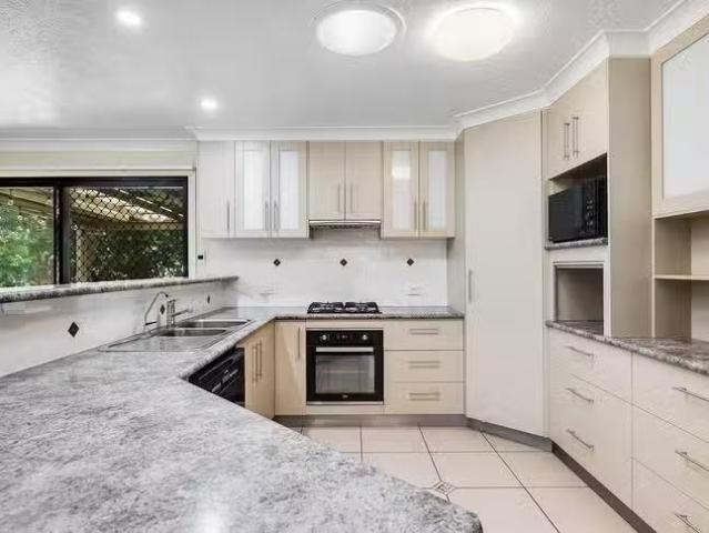 Deal! 43 Earhart Street, Wilsonton, QLD 4350