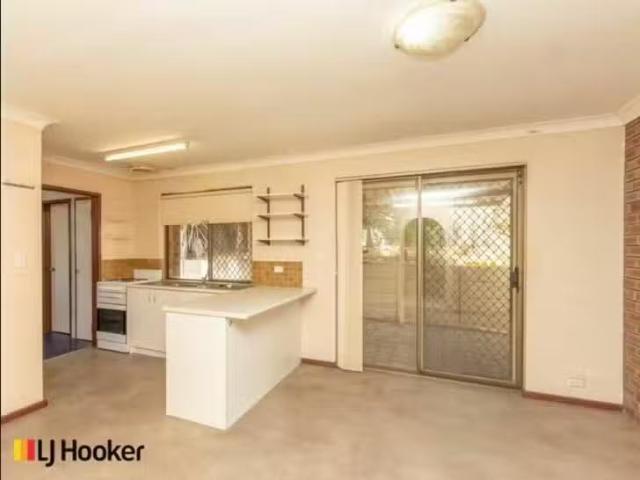 Cheap 44 Davesia Mews, Ferndale, WA 6148