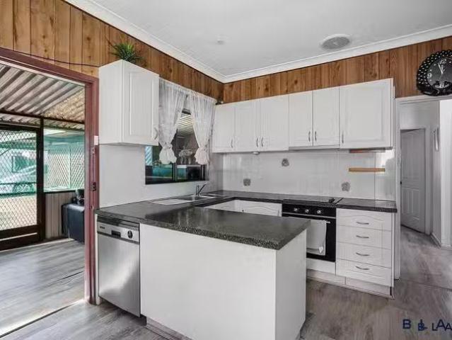 Charming 45 Hassall Street, Smithfield, NSW 2164