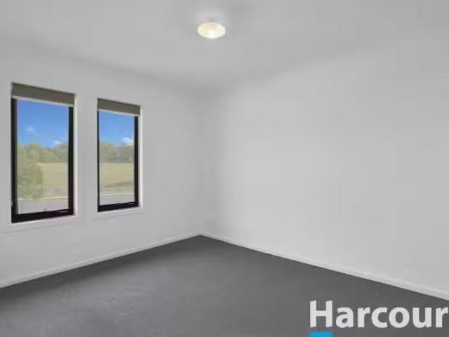 Cheap 45 Philip Parade, CHURCHILL, VIC 3842 House for Rent