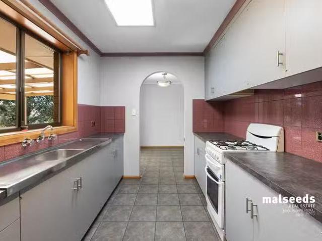 Deal! 45 Tweed Crescent, Mount Gambier, SA 5290