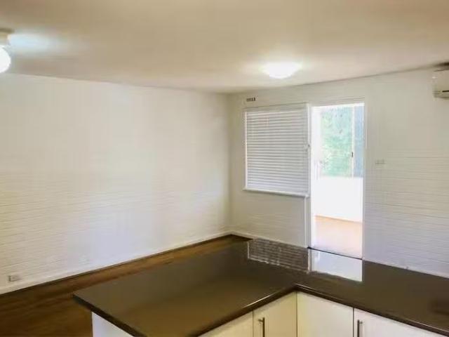 New 4/68 Broadway, Crawley, WA 6009