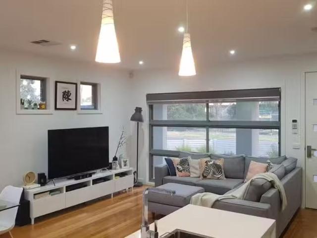 Deal! 46 Cresser St, Altona North VIC 3025