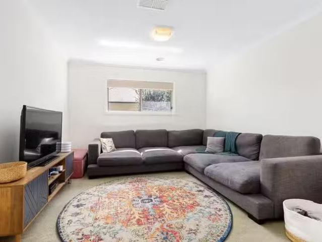 Cozy 46 Unger Street, Glenroy, NSW 2640