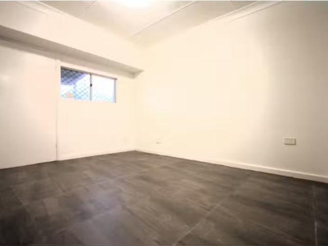 Unique 46a Idriess Crescent, Blackett House for rent Listed b.