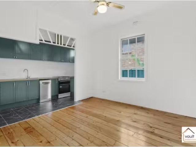 New 47 Gilmore Street, West Wollongong House for rent Listed.