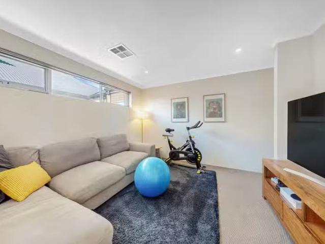 New 47 Echidna Street, BANKSIA GROVE, WA 6031 House for Rent