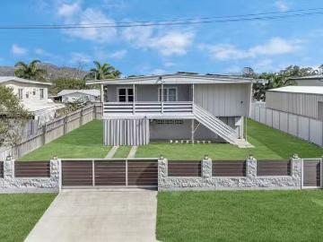 Charming 48 Dalpura Avenue, Cranbrook, QLD 4814