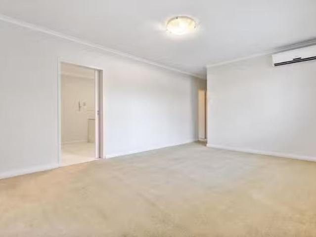 Just in! 4/8 Keen Avenue, GLENELG EAST, SA 5045 House for Rent