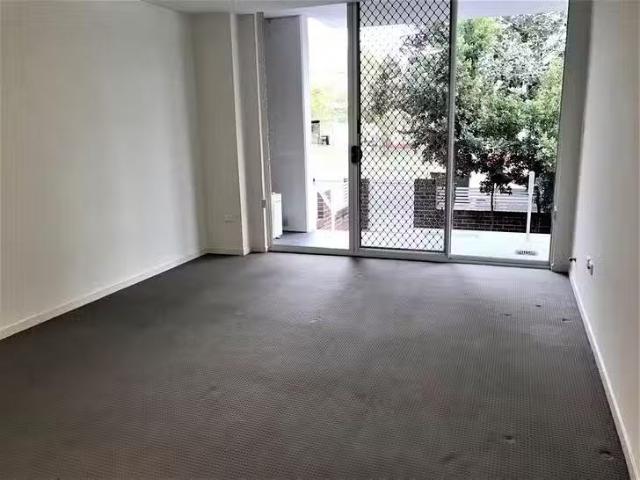 Nice 4/91 Arthur Street, Rosehill, NSW 2142