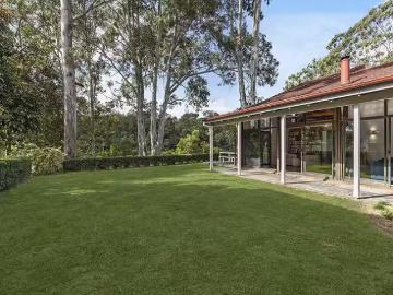 Cozy 49 Mandalay Street, Fig Tree Pocket, QLD 4069