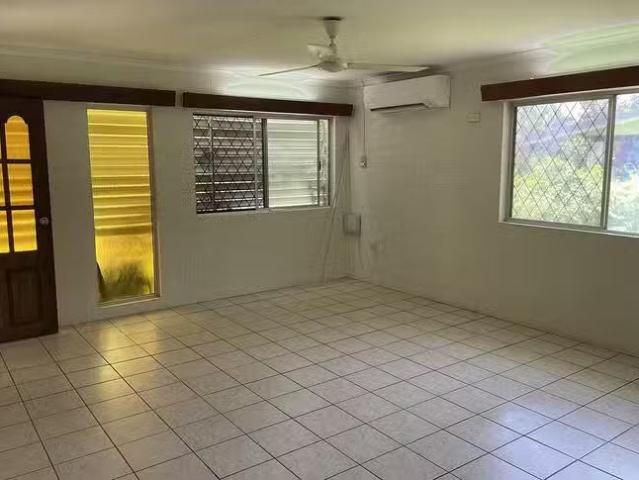 Cozy 4 Venezia Street, Woree, QLD 4868