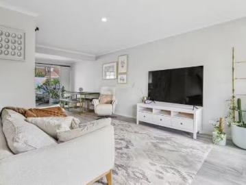 Just in! 4 Weir Street, LARGS BAY, SA 5016 House for Rent