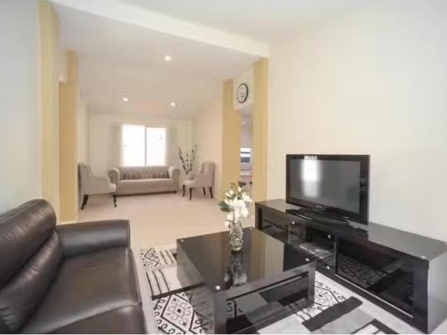 Rental! 4 Abrahams Court, BURWOOD House for rent Listed by Li.