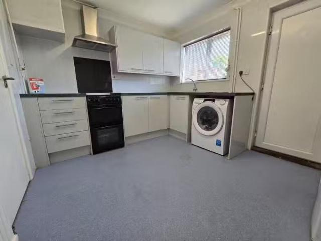 Cozy 4 bedroom house for rent in Hawthorn Avenue, Colchester.