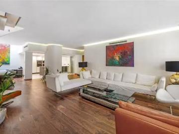 Just in! 4 bedroom property to let in Jay Mews, South Kensingt.