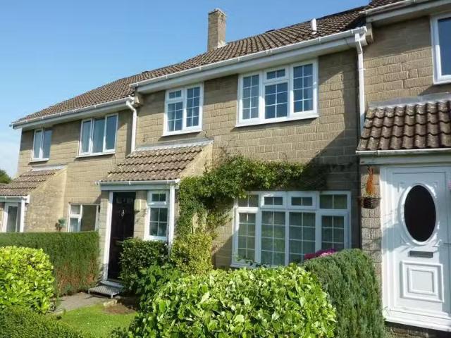 Cheap 4 bedroom terraced house for rent in Westfield, Bruton.