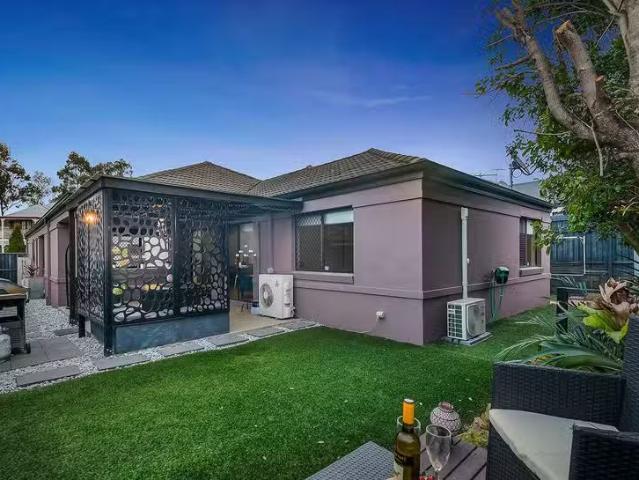 Cozy 4 BR 42 Nigella, DREWVALE, QLD 4116 House for Rent