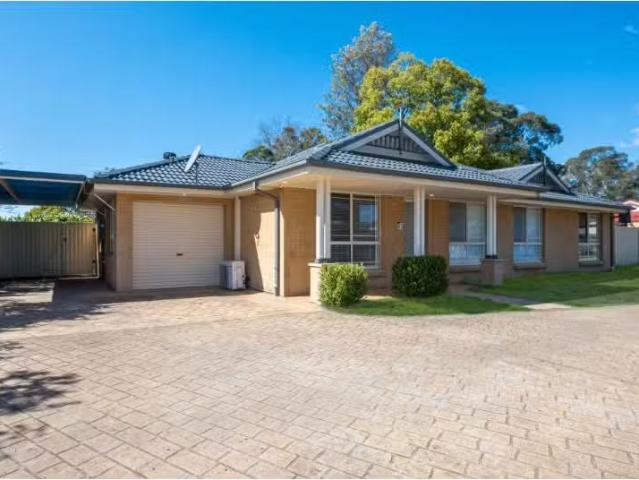 Charming 4 BR 42A King St, Tahmoor House for rent Listed by S.