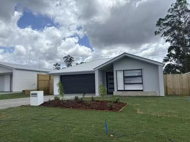 For Rent! 4 BR 48 Fauna Road, Gympie, QLD 4570