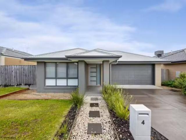 Rental! 4 BR 4 Berrigan Dr, Bonshaw VIC 3352 House For Lease