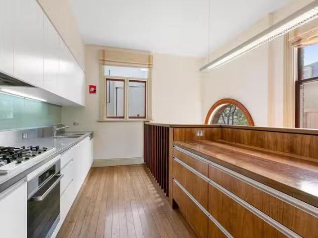 Unique 4 BR 4 Rockwall Crescent, POTTS POINT, NSW 2011 House.